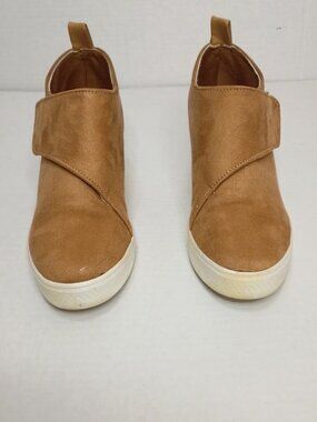 CCOCCI Penelope Tan Wedge Sneaker Booties Size Women's 6